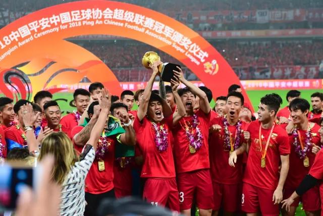 真憋屈！中国男篮1分惜败：被17分大逆转、补篮绝杀，白忙活一场